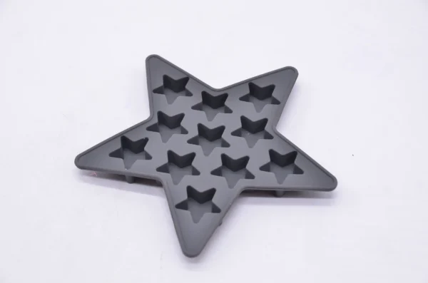 Food Grade  BPA Free Cute Ice Mold Stars Shaped Mold Ice Cubes Round Silicone Mold - Image 4