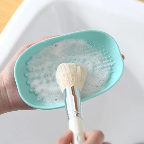 Professional Silicone Makeup Brush Cleaner Mat Soft, Durable, and Easy to Use - 图片 2