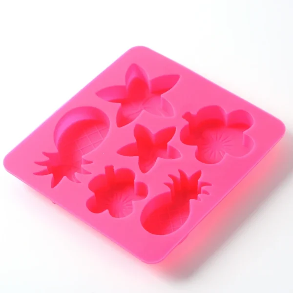 Silicone Ice Cube Molds, Easy-Release Ice Tray for Whiskey & Frozen Snacks - Image 2